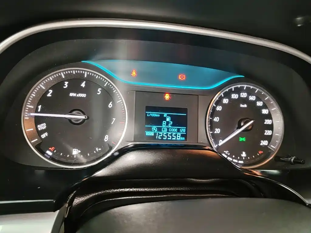 Buick Excelle — миниатюра 12