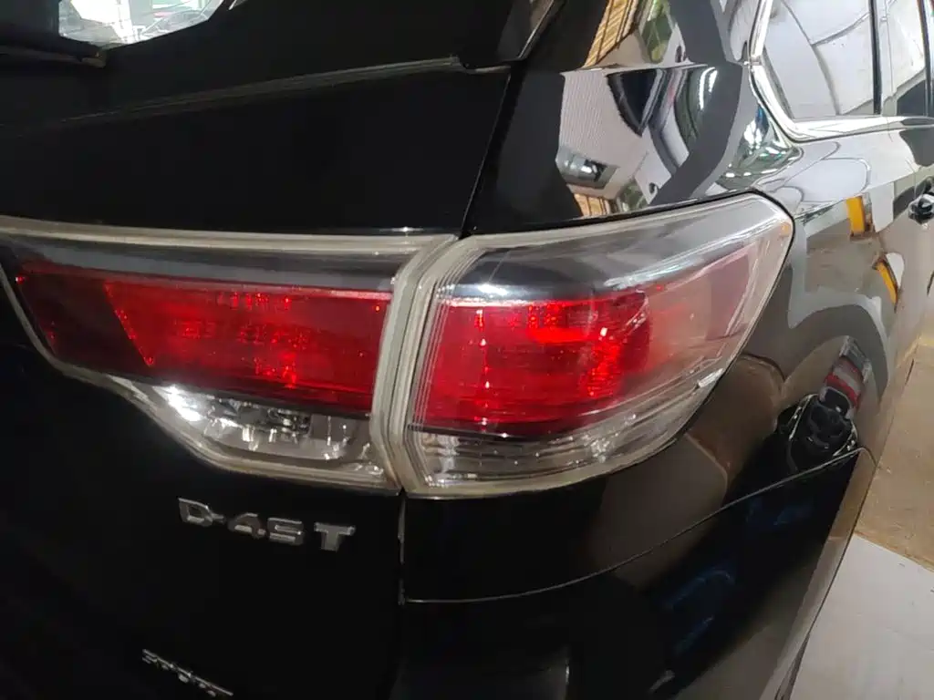 Toyota Highlander — миниатюра 8