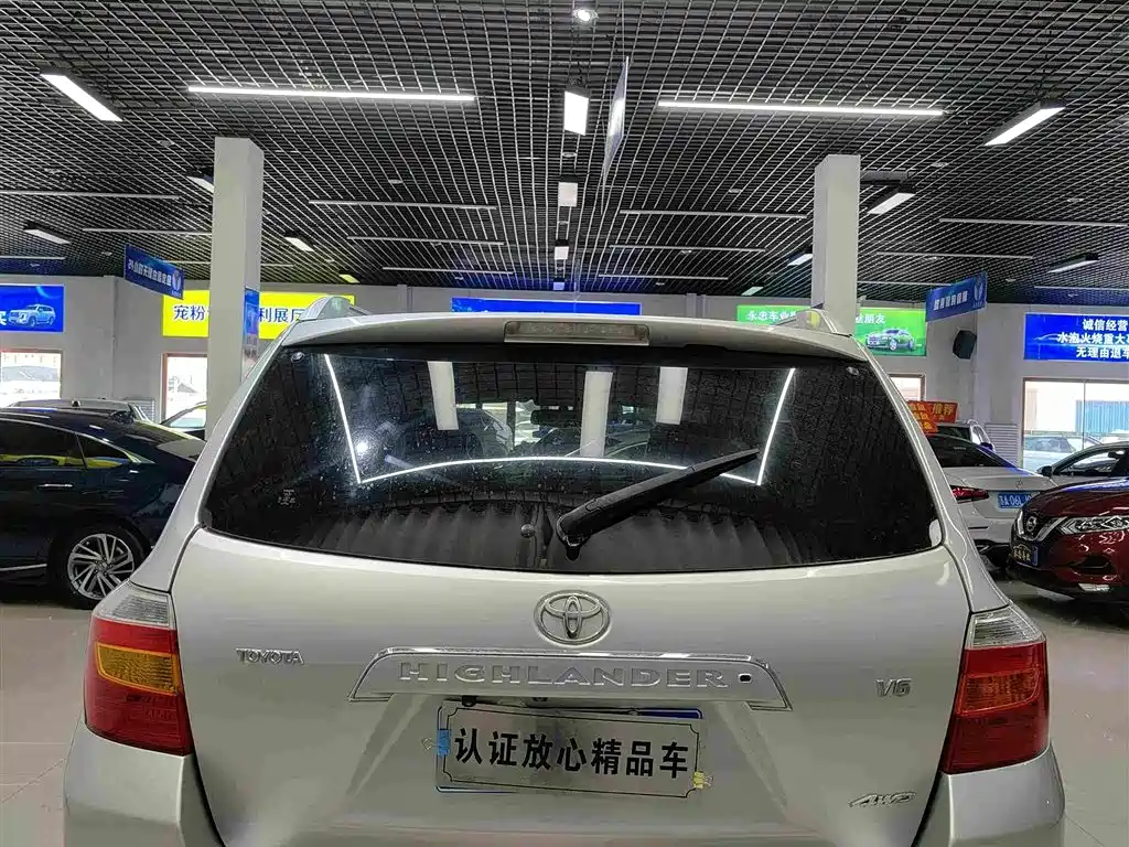 Toyota Highlander (Import) — миниатюра 6