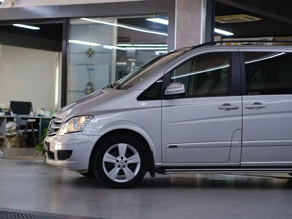 Mercedes-Benz Viano — миниатюра 9