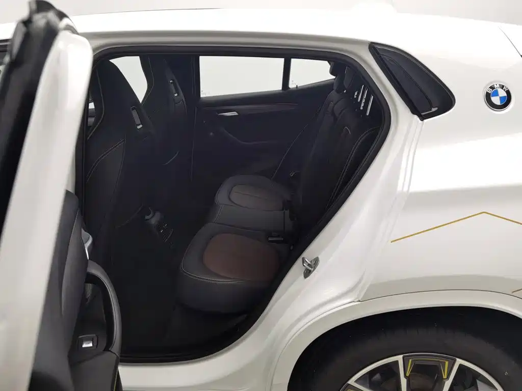 BMW X2 — миниатюра 15
