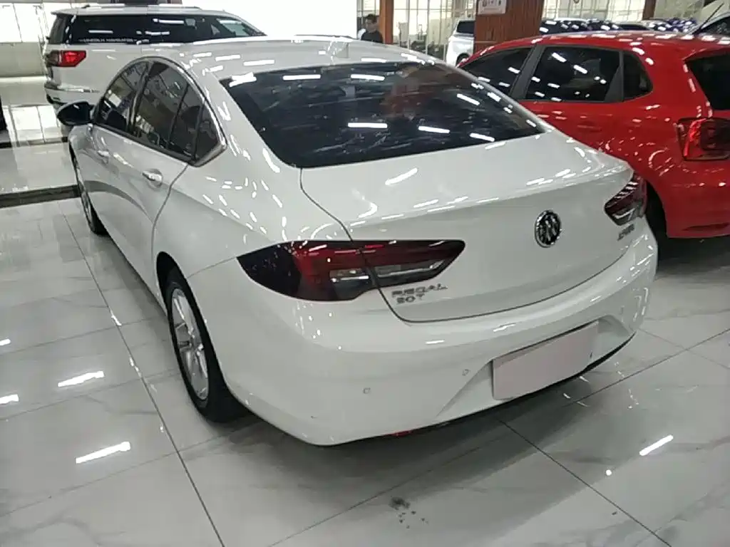 Buick Regal — миниатюра 5