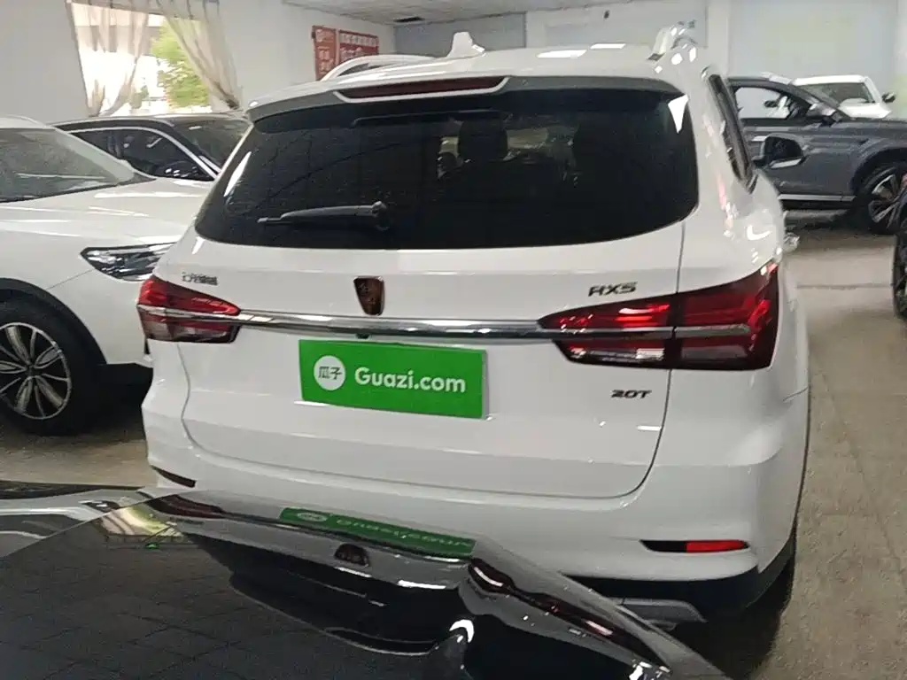 Roewe RX5 — миниатюра 6