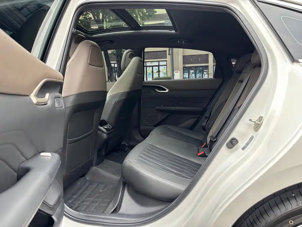 Changan Eado — миниатюра 8
