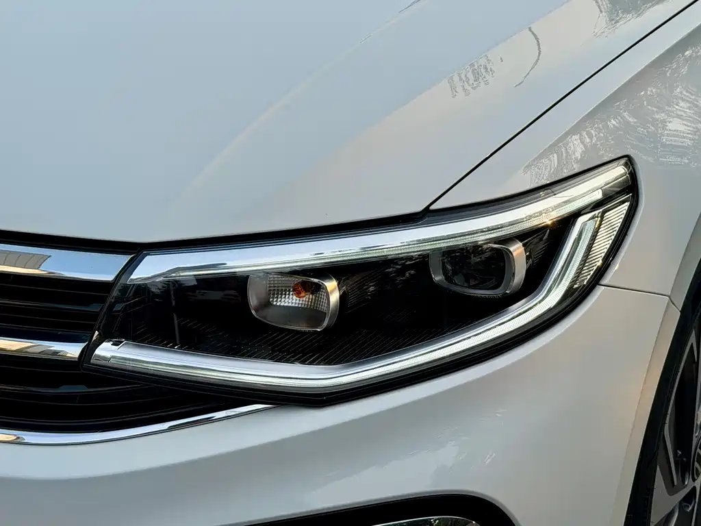 Volkswagen Bora — миниатюра 8