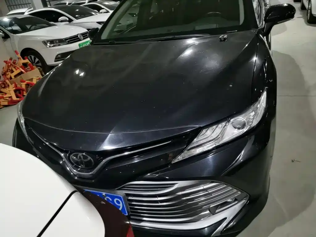 Toyota Camry — миниатюра 2