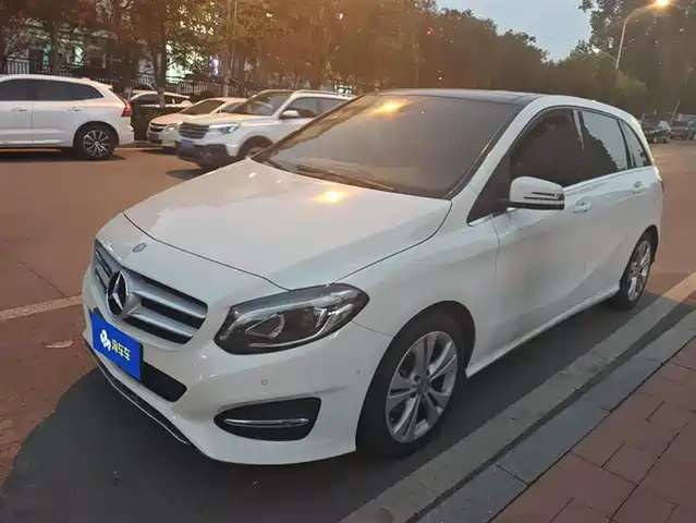 MERCEDES-BENZ  B CLASS 2016