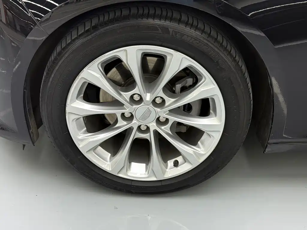 Cadillac CT5 — миниатюра 28
