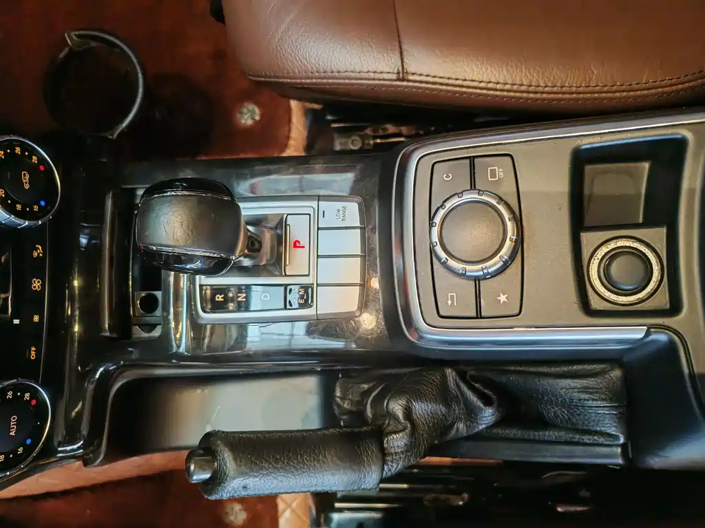 Mercedes-Benz G-Class — миниатюра 13