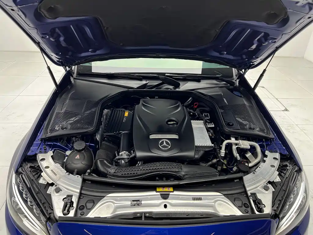 Mercedes-Benz C-Class — миниатюра 21