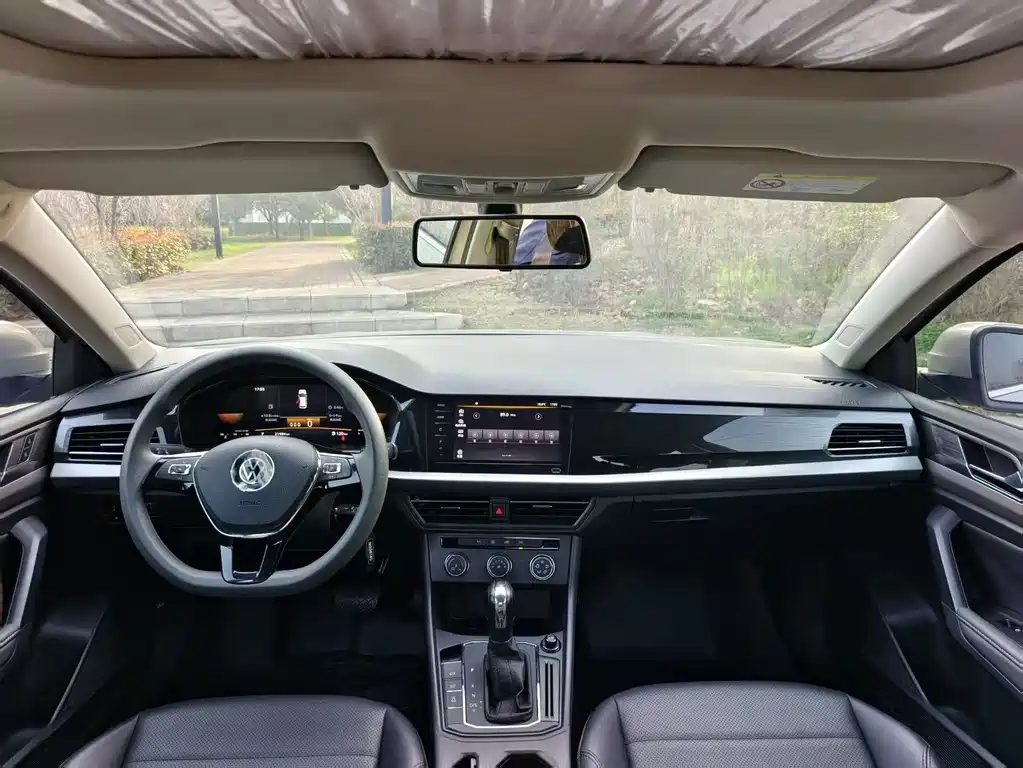 Volkswagen Lavida — миниатюра 7
