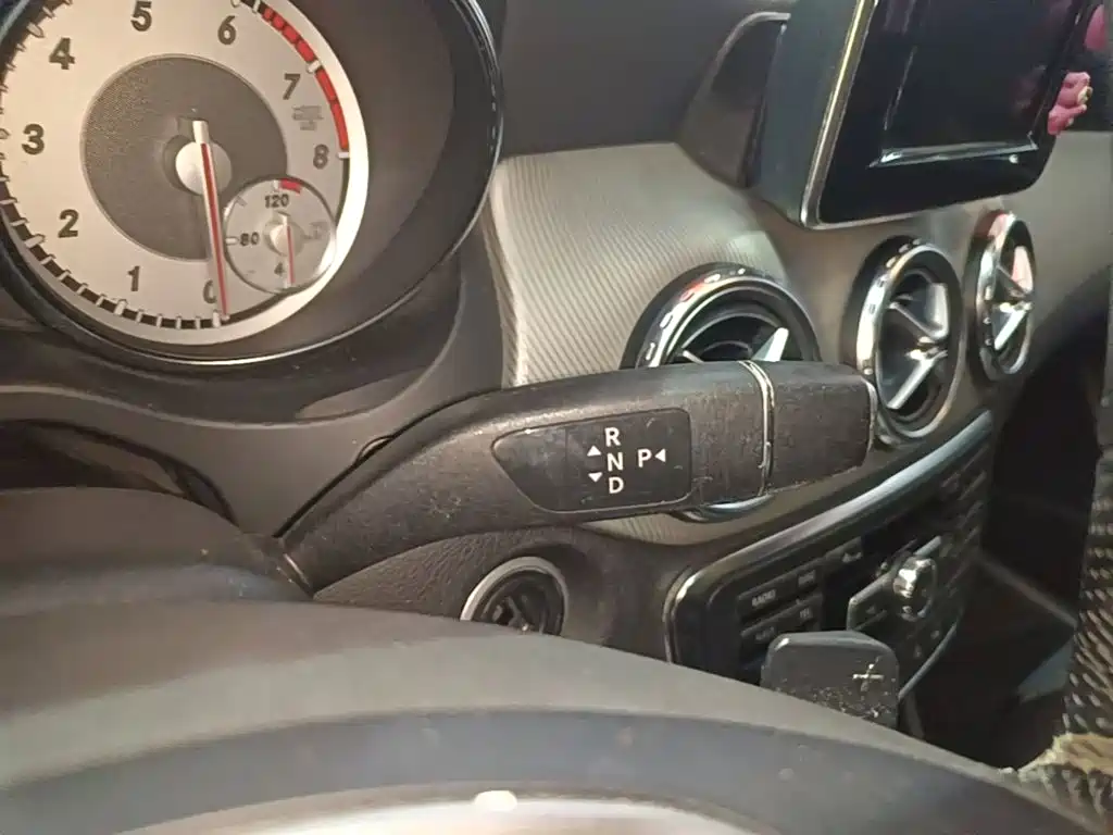 Mercedes-Benz GLA — миниатюра 14
