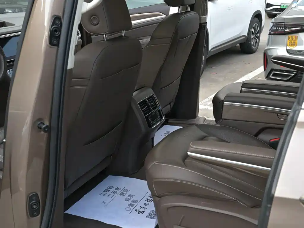 Volkswagen Viloran — миниатюра 7