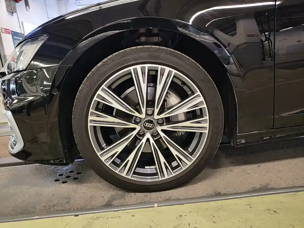 Audi A6L — миниатюра 23