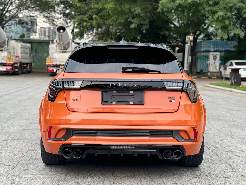 Lynk & Co 02 Hatchback 2021 2.0TD Halo