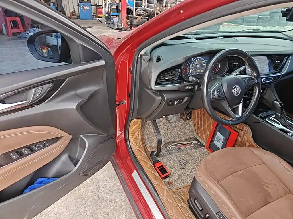 Buick Regal — миниатюра 16