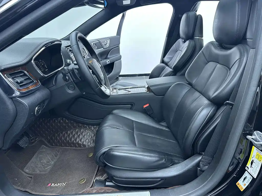 Lincoln Continental — миниатюра 8