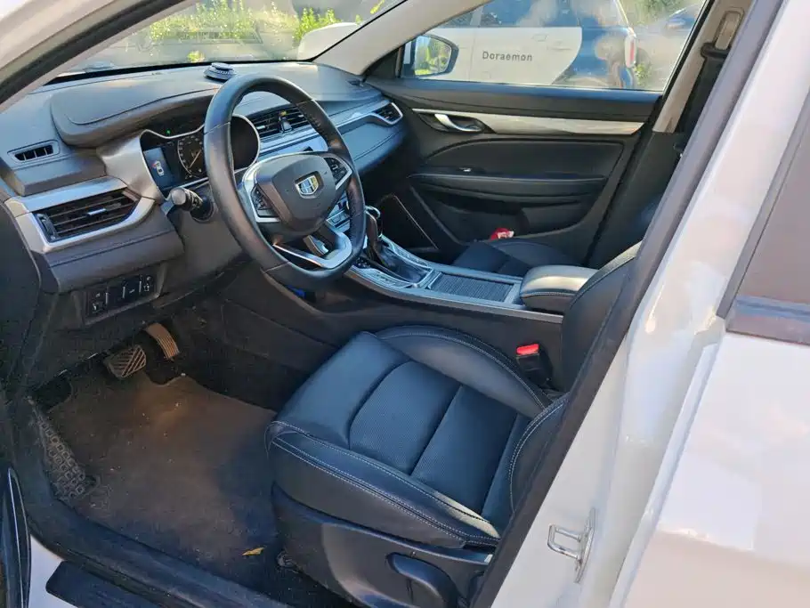 Geely Emgrand — миниатюра 9