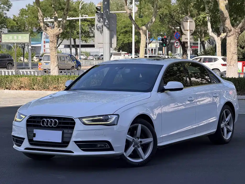 Купить Audi A4L
