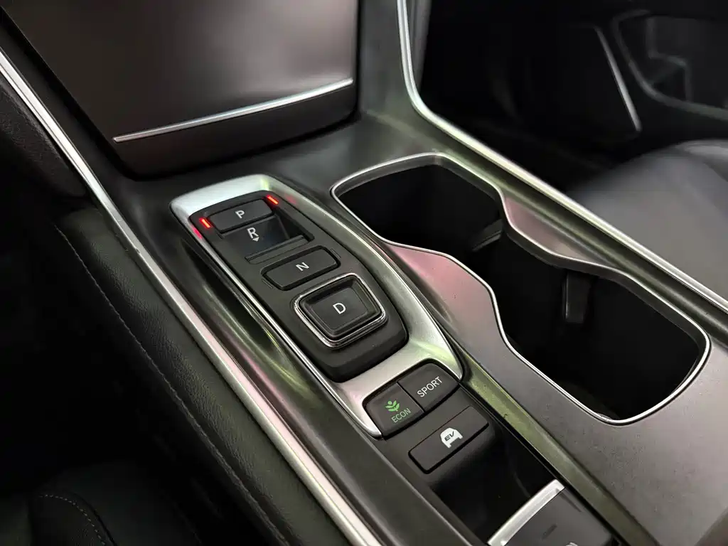 Honda Accord 2018 2.0L V