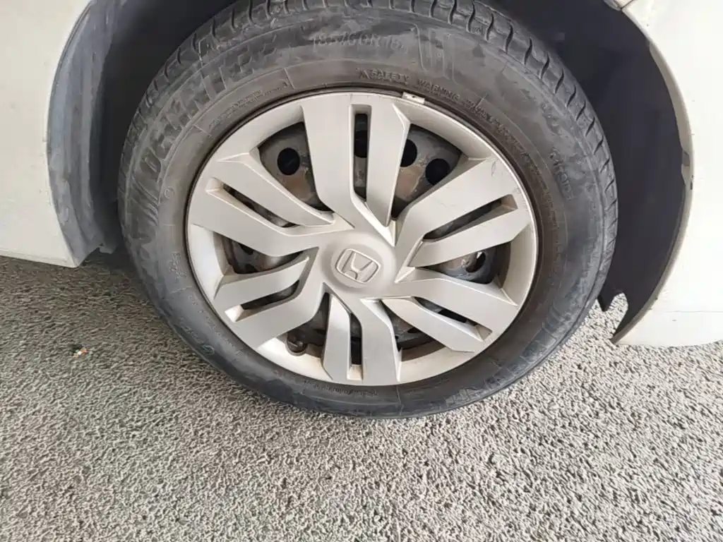 Honda Fit — миниатюра 12