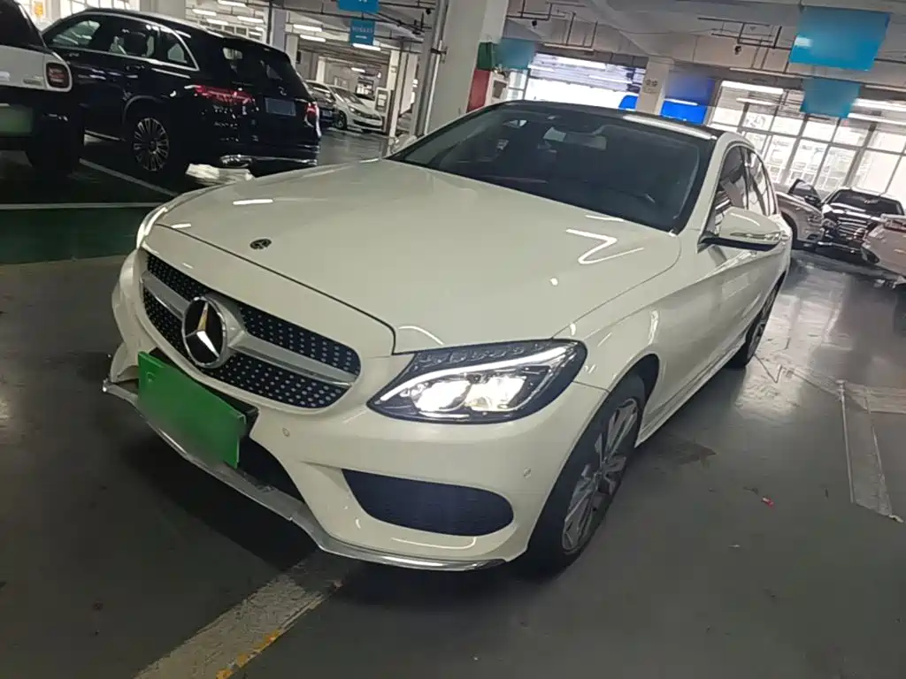 Mercedes-Benz C-Class — миниатюра 2