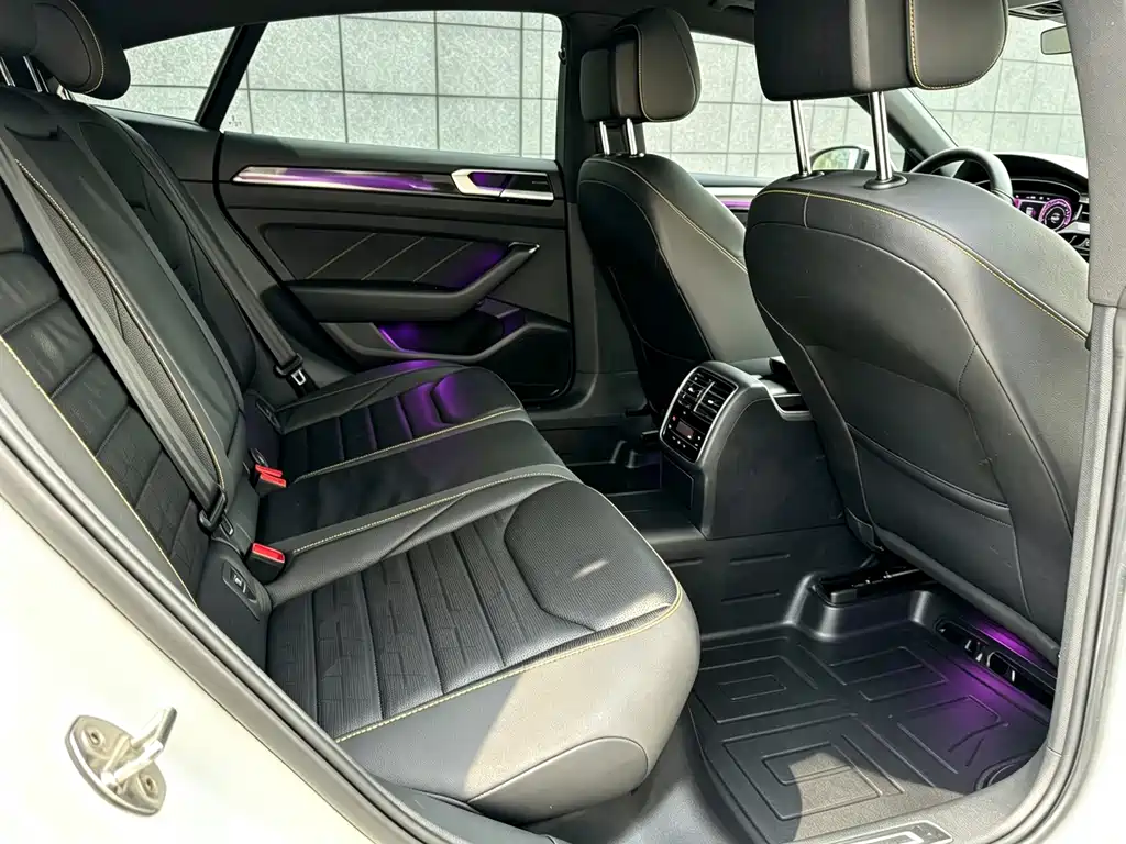 Volkswagen CC — миниатюра 13