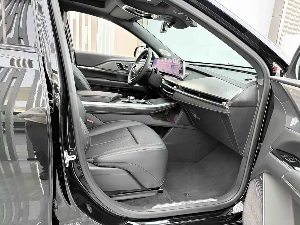 Cadillac XT5 — миниатюра 19