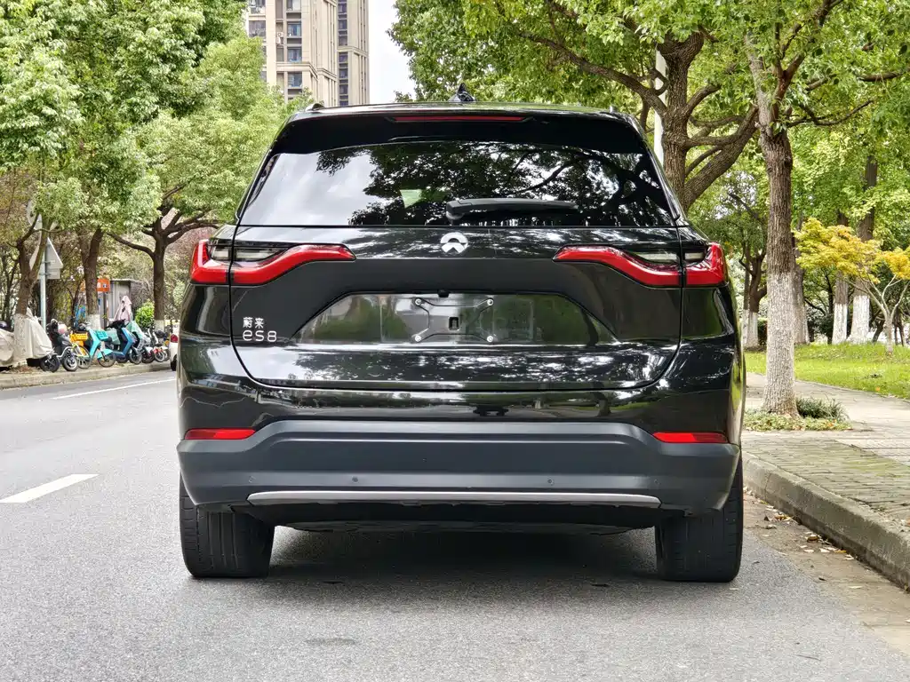 NIO NIO ES8