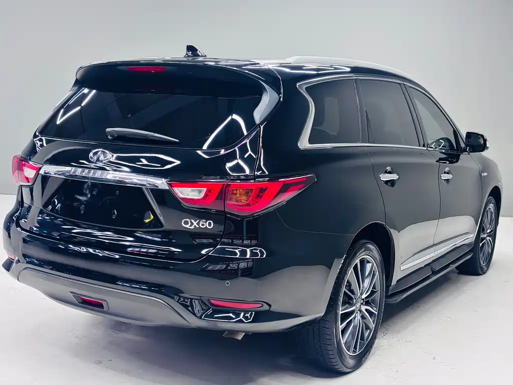 Infiniti QX60 (Import) — миниатюра 5