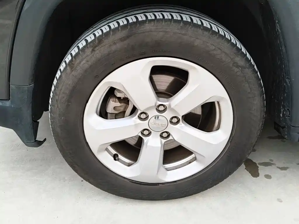 Jeep Compass — миниатюра 23