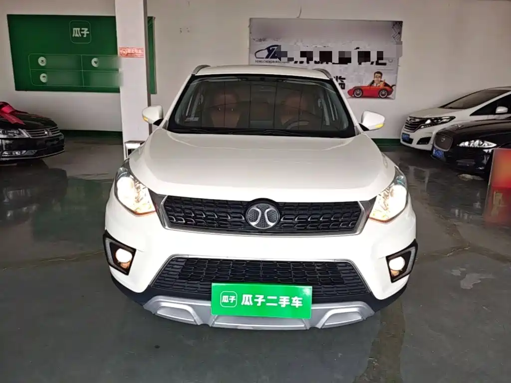 BAIC Senova X35 — миниатюра 3