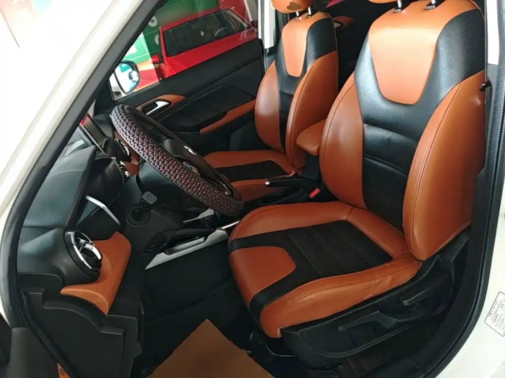 BAIC Senova X35 — миниатюра 15