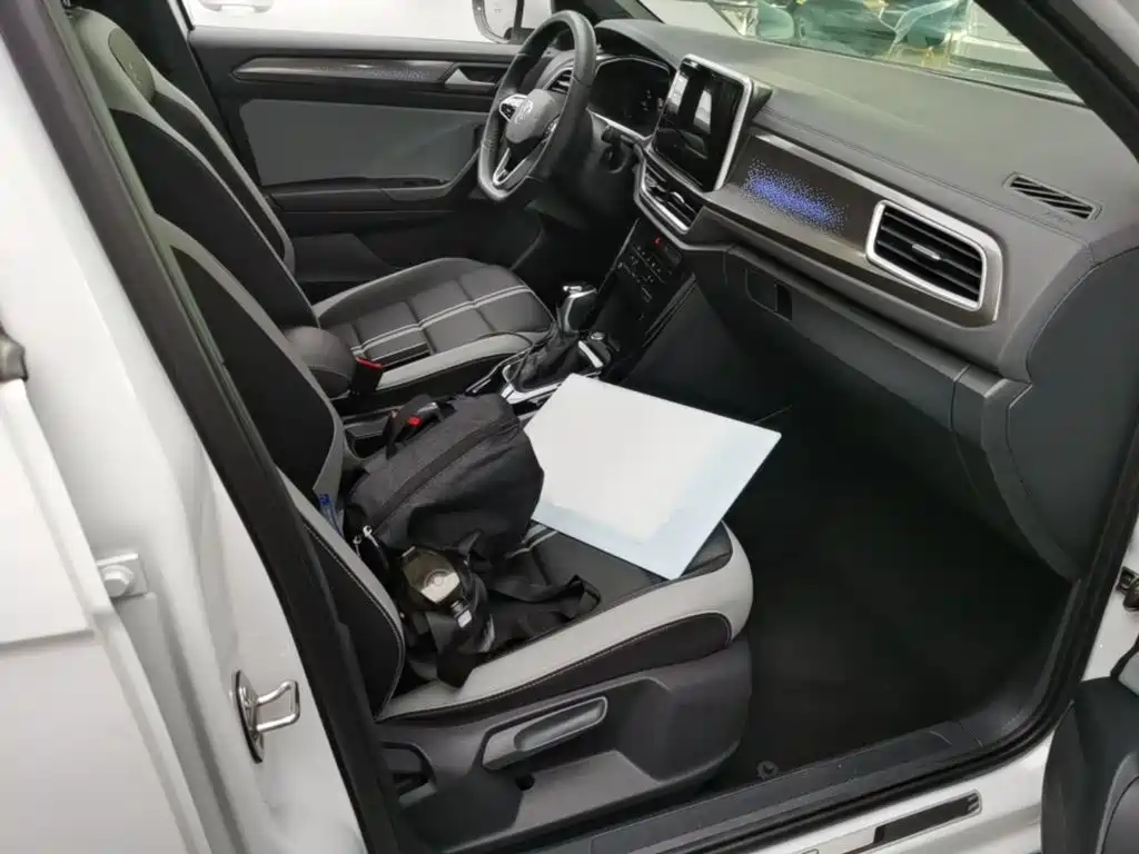 Volkswagen T-Roc — миниатюра 25