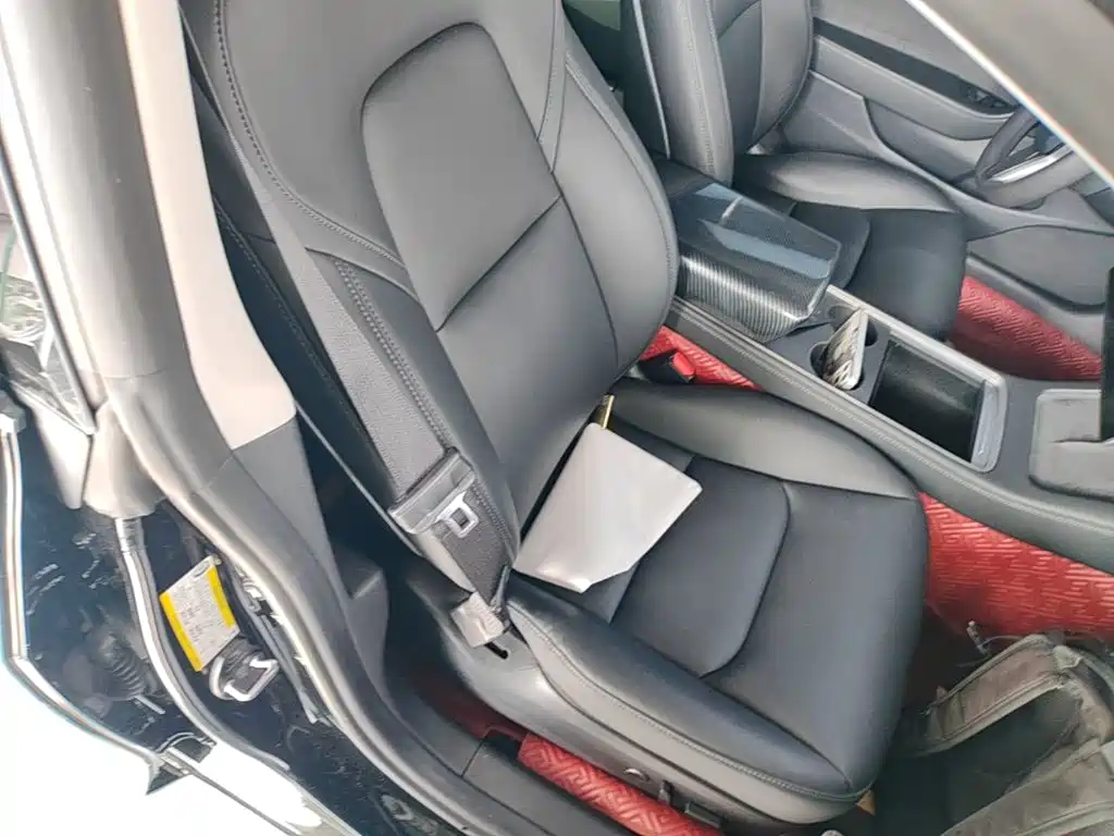 Tesla Model 3 — миниатюра 25