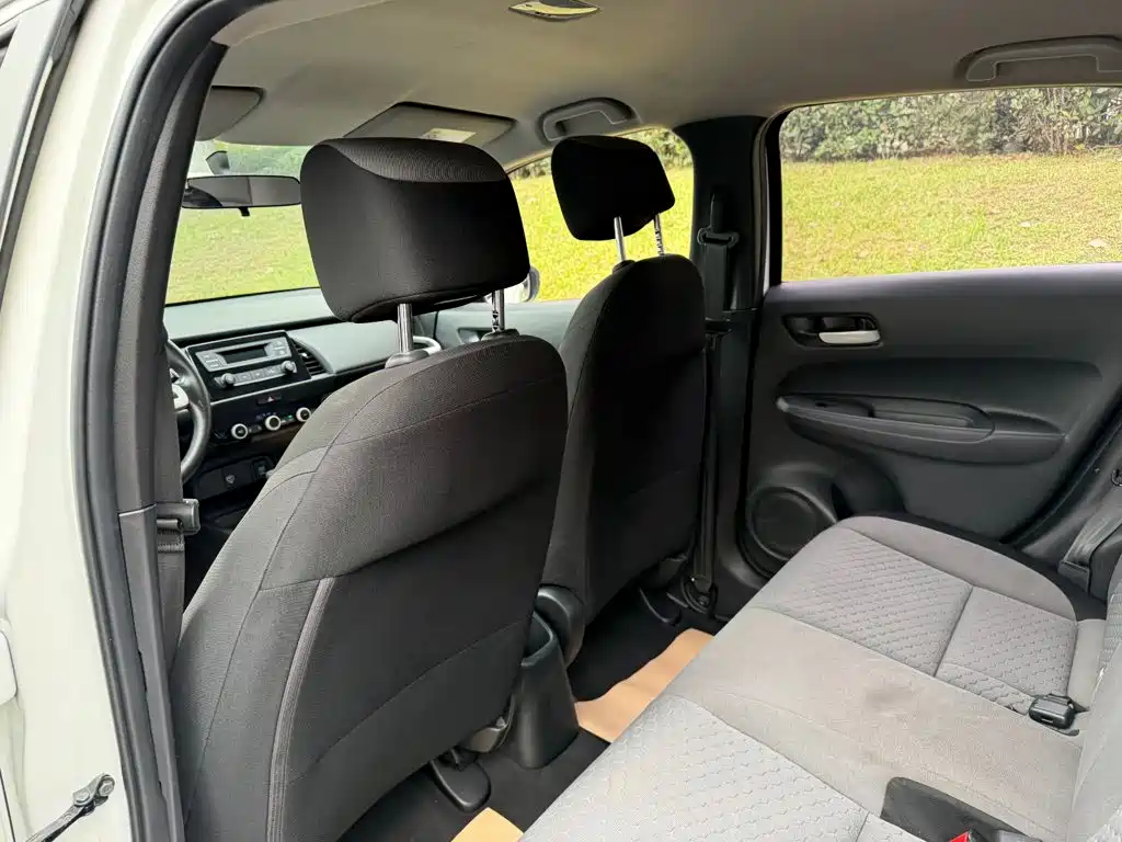 Honda Fit — миниатюра 11