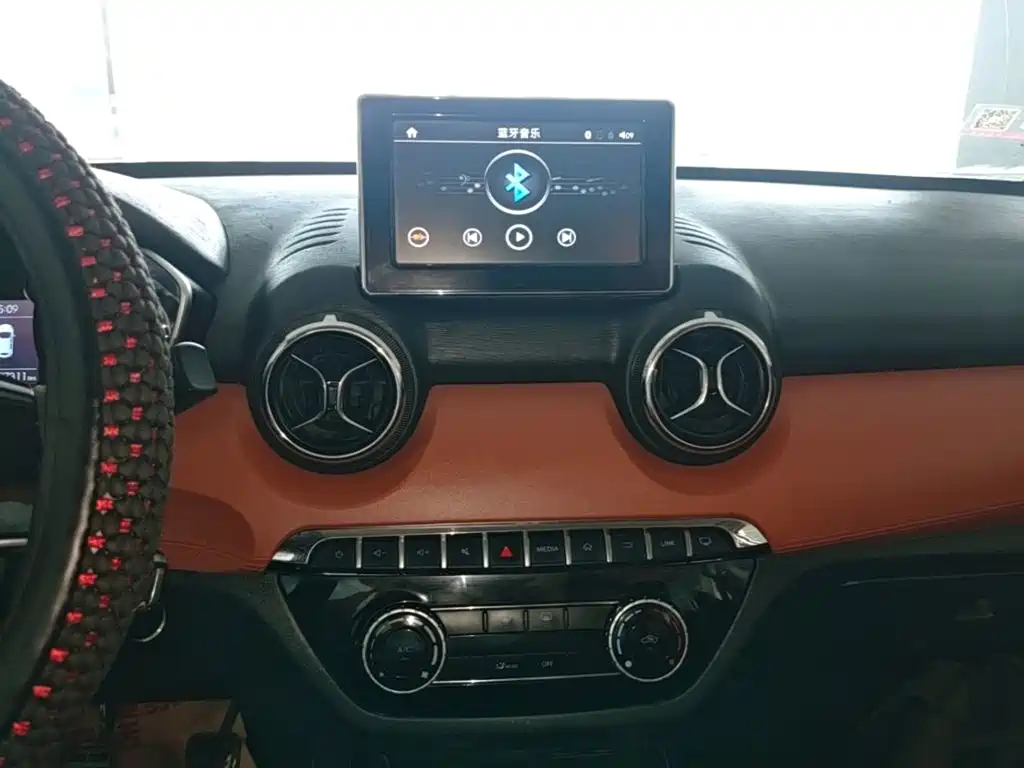 BAIC Senova X35 — миниатюра 13