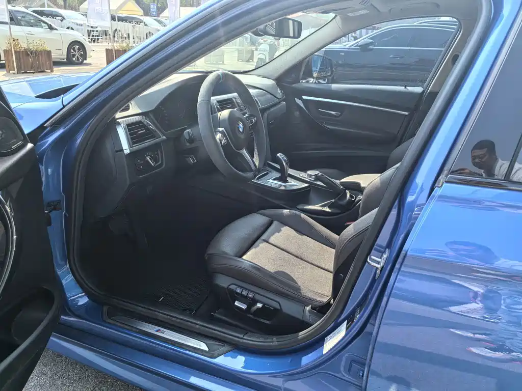 BMW 3 Series — миниатюра 3