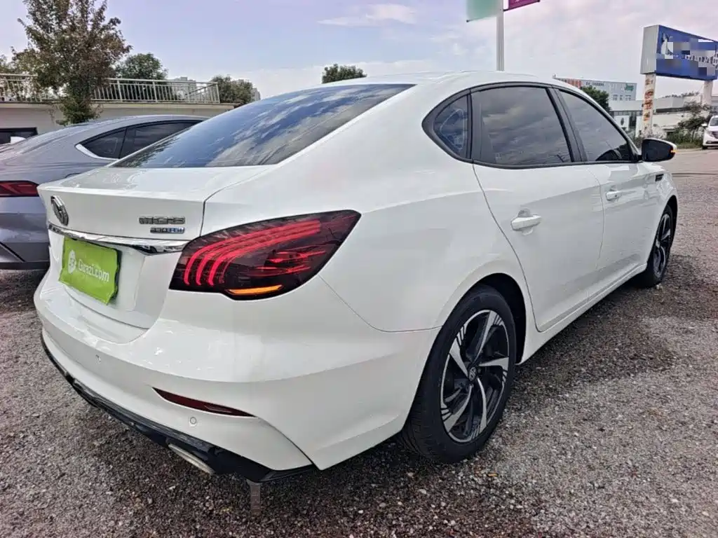 MG MG6 — миниатюра 7