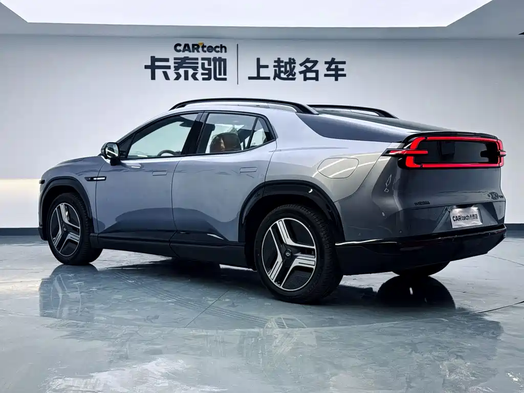 CHANGAN E07