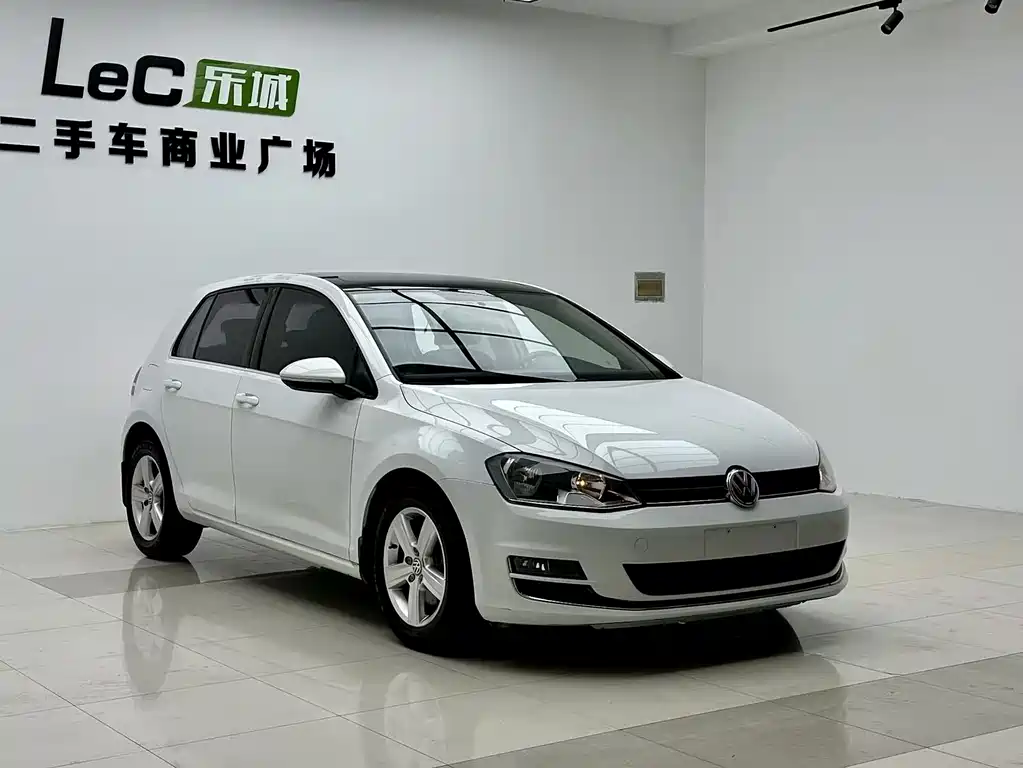 Volkswagen Golf 2015 1.4TSI AT Comfort