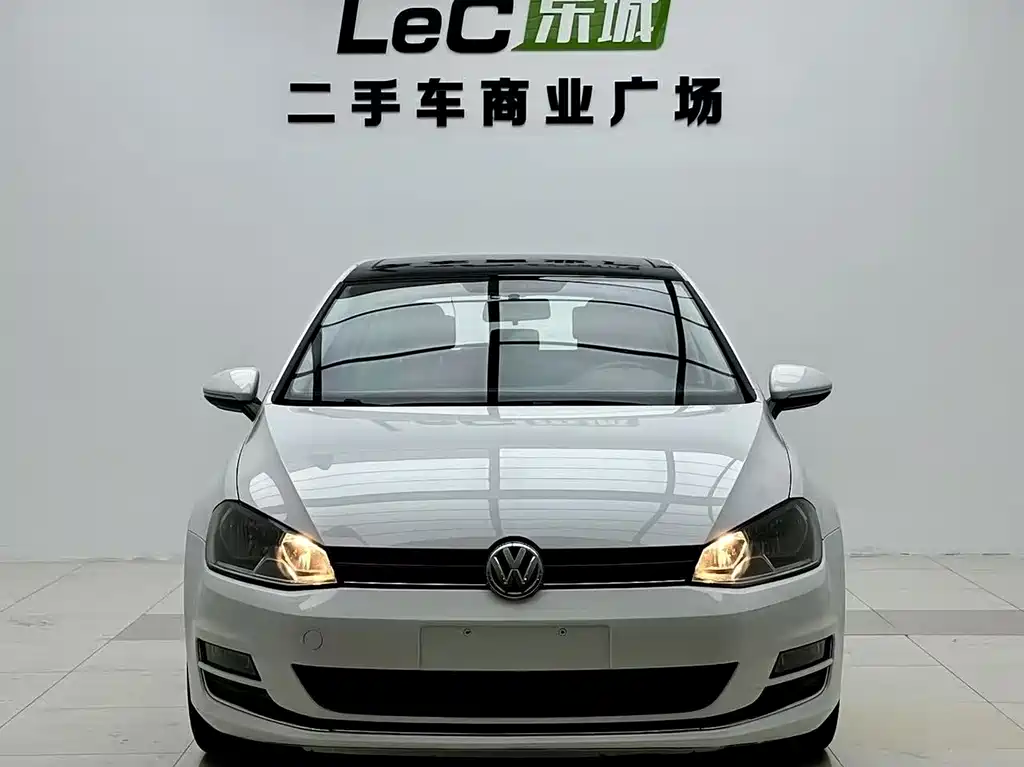Volkswagen Golf 2015 1.4TSI AT Comfort