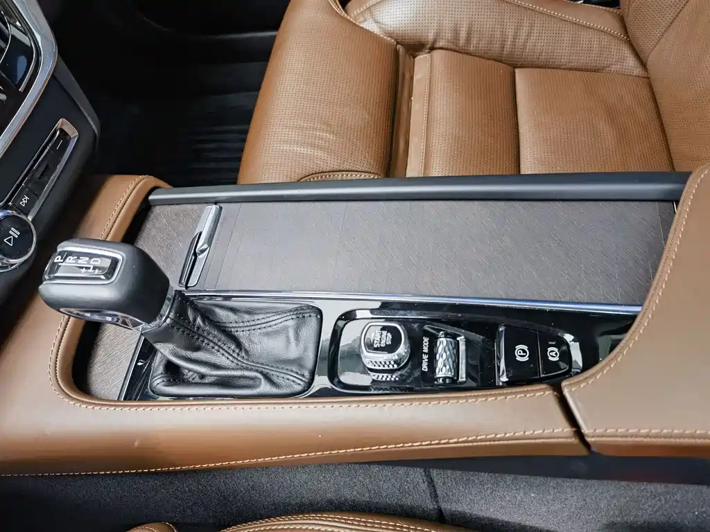 Volvo V90 — миниатюра 19