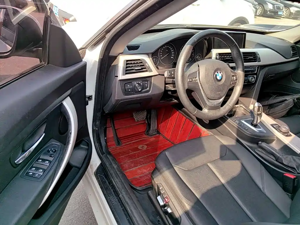 BMW 3 Series GT — миниатюра 16