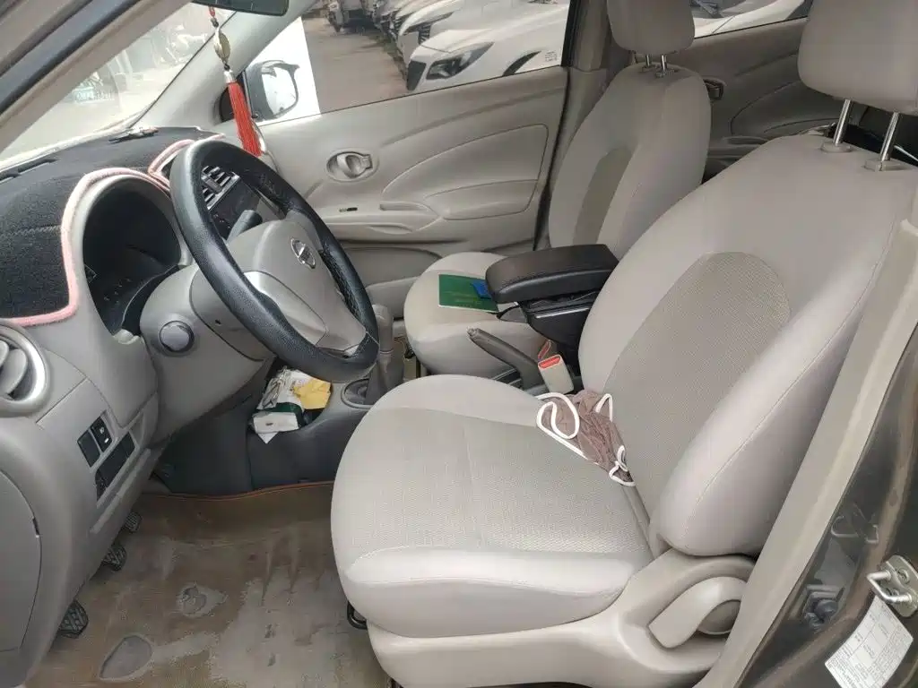Nissan Sunny — миниатюра 11