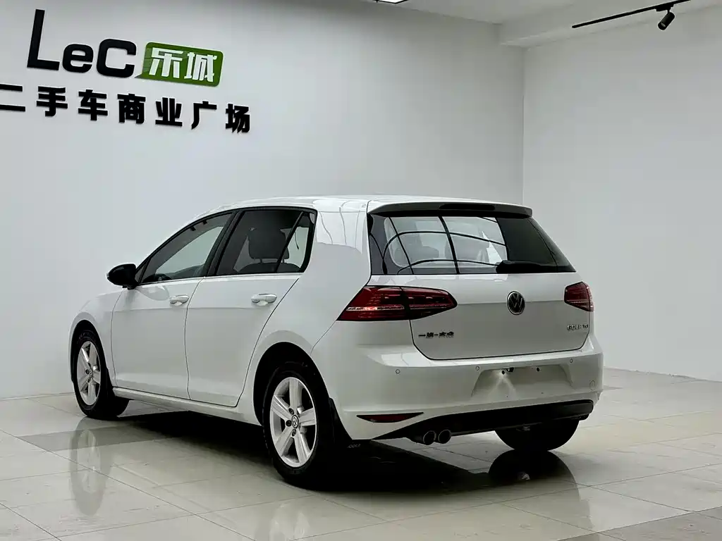 Volkswagen Golf 2015 1.4TSI AT Comfort