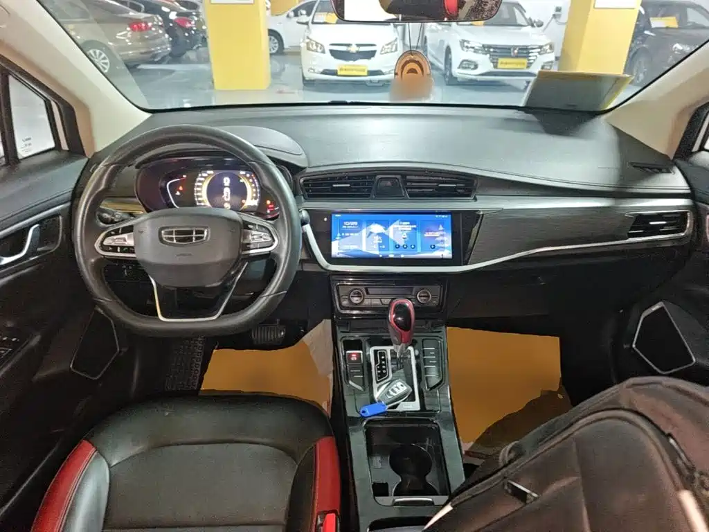 Geely Emgrand GS — миниатюра 10