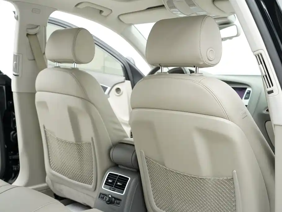 Audi A6L — миниатюра 24