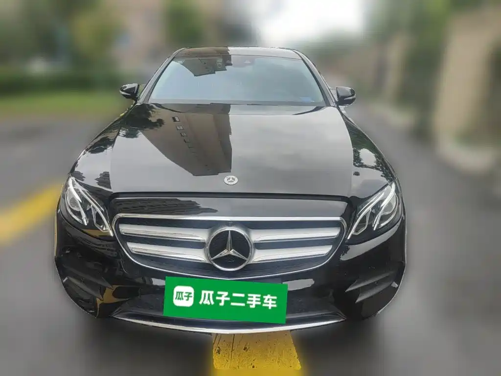 Mercedes-Benz E-Class — миниатюра 23