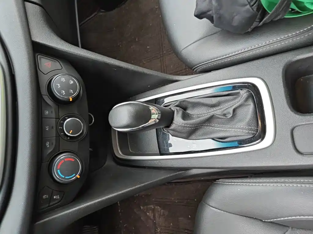 Chevrolet Cavalier — миниатюра 14